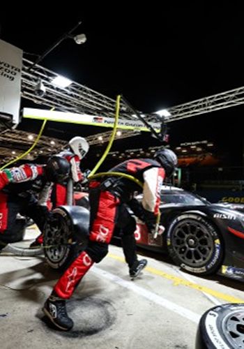 The 24 Hours of Le Mans with Grand Prix Tours.