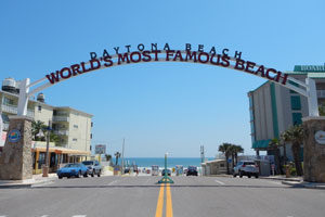 Daytona 500 with Grand Prix Tours