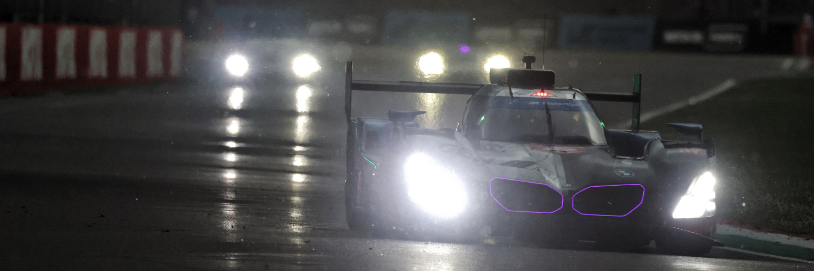 The 6 Hours of Silverstone with Grand Prix Tours.