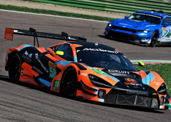 The 6 Hours of Silverstone with Grand Prix Tours.