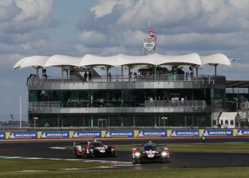 The 6 Hours of Silverstone with Grand Prix Tours.